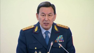 Более 850 семейным дебоширам в Казахстане суд запретил принимать алкоголь