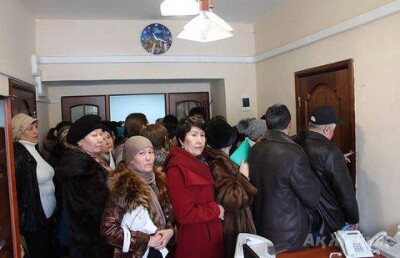 Штурм приёмной главного архитектора Атырау предприняли недовольные горожане