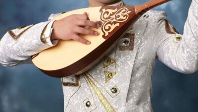 В Казахстане появился новый праздник – Национальный день домбры