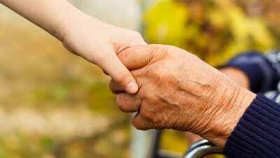 Nur Otan объединил одиноких пожилых людей и детей-сирот в Жамбылской области