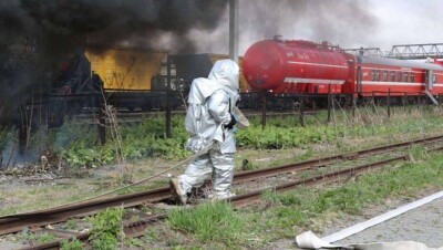 В Акмолинской области для тушения лесных пожаров задействовали спецпоезд и вертолёт