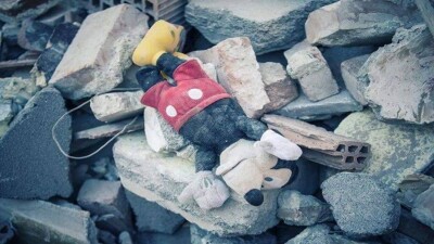 Сильное землетрясение произошло в Италии