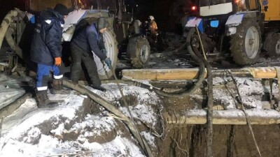 Вторые сутки кокшетауцы живут без воды из-за порыва канализационной трубы