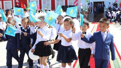 Асет Исекешев поздравил жителей Астаны с Днём знаний