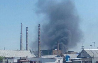 Очевидцы сообщили о ЧП вблизи нефтезавода в Атырау
