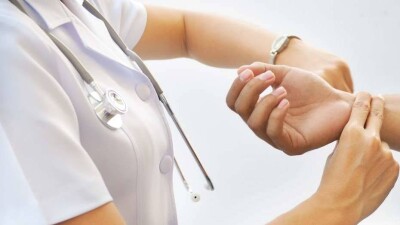 В Нур-Султане не хватает почти 1000 медицинских работников