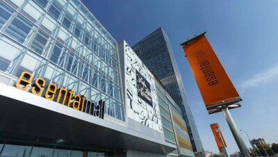 В Алматы эвакуировали посетителей ТЦ Esentai Mall 