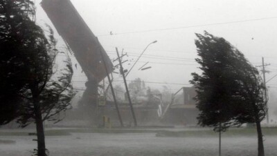 Ураган в Чечне: погибла девушка, повреждены 70 зданий