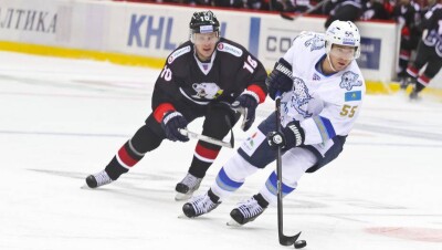 "Барыс" победил "Трактор" в третьем матче серии плей-офф КХЛ