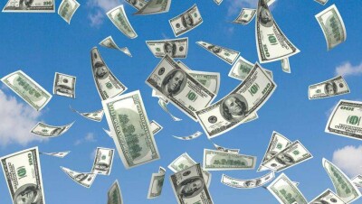 Обменные пункты Казахстана остановили все операции с иностранной валютой