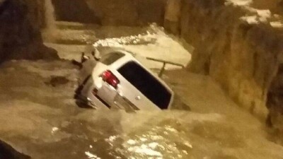 Костанайца, утопившего Lexus в строительной яме, накажут