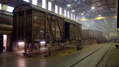 Пенсионные отчисления казахстанцев направят на строительство грузовых вагонов