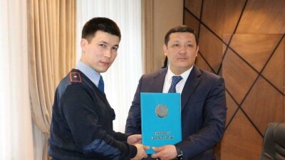 Сотрудники акимата Атырауской области перечислят однодневный заработок семье погибшего полицейского