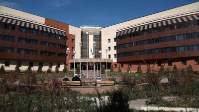 В Алматы отделение терапии в ГКБ №4 закрыли на карантин вместе с медперсоналом и пациентами