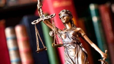 Старшего военного прокурора Приозёрска оштрафовали за посредничество в даче взятки