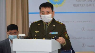 Начальник ДЧС Нур-Султана: 30 тысяч человек могут пострадать от химикатов, если не построить объездную дорогу