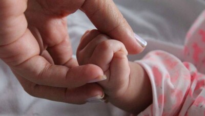 У 35-летней жительницы Шымкента родился первенец-богатырь весом в 6 кг