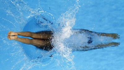 В Костанайской области наказали майора, купавшегося голым на виду у детей