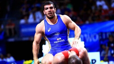 Казахстанские борцы выиграли пять медалей на чемпионате мира среди военнослужащих