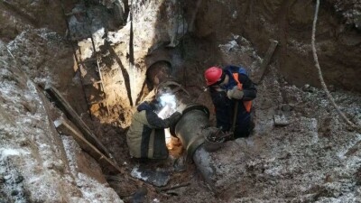 В Нур-Султане устранили аварию на водопроводе, из-за которой жители двух домов остались без воды