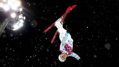 Жанбота Алдабергенова вошла в десятку лучших на Кубке мира по лыжной акробатике