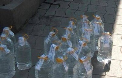 Более четырёх тысяч литров палёной водки нашли у жителя Усть-Каменогорска