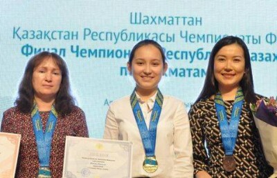 16-летняя Жансая Абдумалик впервые стала чемпионкой Казахстана по шахматам