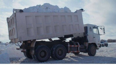 С улиц Нур-Султана вывезли более 20 тысяч кубометров снега