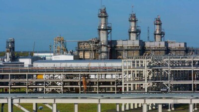 На Карачаганаке начали строить 4-й компрессор обратной закачки газа. Проект нужен для поддержания добычи нефти
