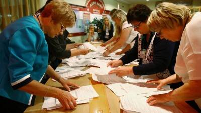 Парламентские выборы в Беларуси: голосовали даже те, кто в коме