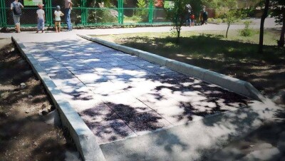 10 000 квадратных метров плитки с Арбата уложили в Алматинском зоопарке
