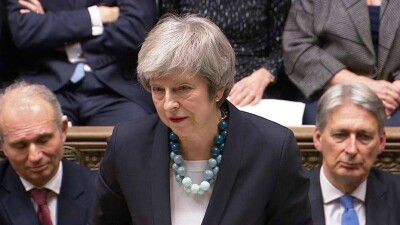 Тереза Мэй отложила голосование в парламенте по Brexit