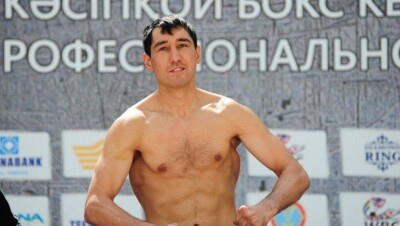 Казахстанский боксёр выиграл шестой бой в США