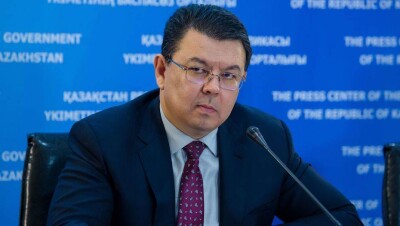 Казахстан пошёл на большой компромисс, согласившись продлить соглашение ОПЕК - Бозумбаев 