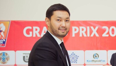 Кенес Ракишев увеличил свою долю в Казкоммерцбанке