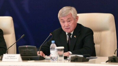 Ревизию теневого оборота нефти предложил провести Бердыбек Сапарбаев