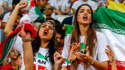 В Иране женщинам разрешат присутствовать на футбольных стадионах