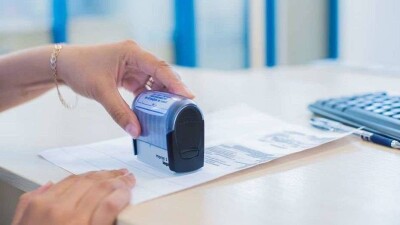 Мажилис одобрил поправки, по которым госуслуги можно получать без привязки к прописке