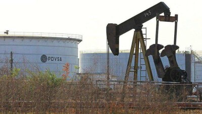 США вопреки санкциям вернулись к закупкам венесуэльской нефти