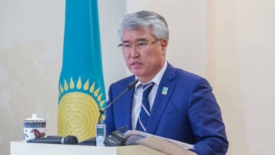  Мухамедиулы рассказал, сколько зарабатывает в должности директора музея