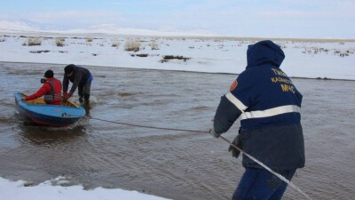 Водолазы нашли тело младшего из братьев, утонувших в Карагандинской области