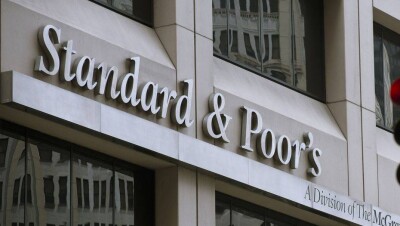В Standard & Poor's негативно оценили казахстанскую экономику в 2016 году