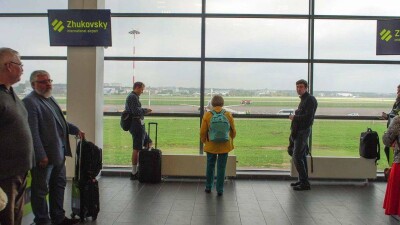 Четыре аэропорта и три вокзала "заминировали" в Москве