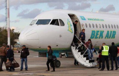 Первый самолёт приземлился в аэропорту Уральска после ремонта