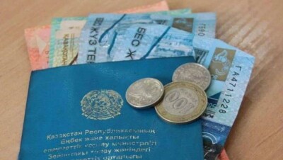 Сократить пенсионный возраст врачам, работающим в опасных условиях, предложили в РК