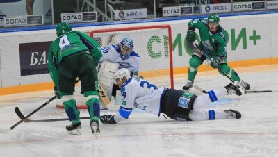 "Барыс" вырвал победу у "Салавата Юлаева" в КХЛ, проигрывая со счётом 2:3