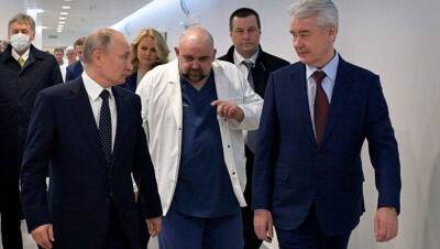 В Москве у главврача больницы диагностировали коронавирус. Клинику на днях посещал Путин