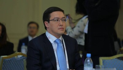 Global Finance оценил работу Данияра Акишева хуже, чем Кайрата Келимбетова