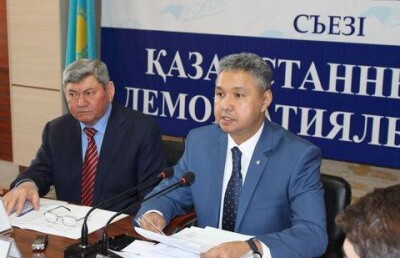 "Ак жол" надеется получить семь депутатских мандатов по итогам выборов в Мажилис