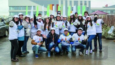 О волонтёрах со знанием шести языков и горящими глазами рассказал Исекешев